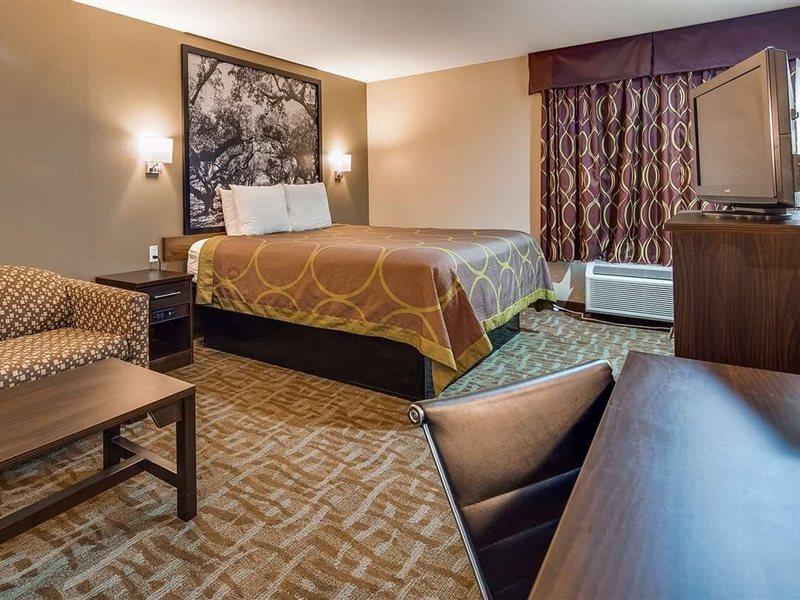 Surestay Hotel By Best Western Alexandria Airport Esterno foto