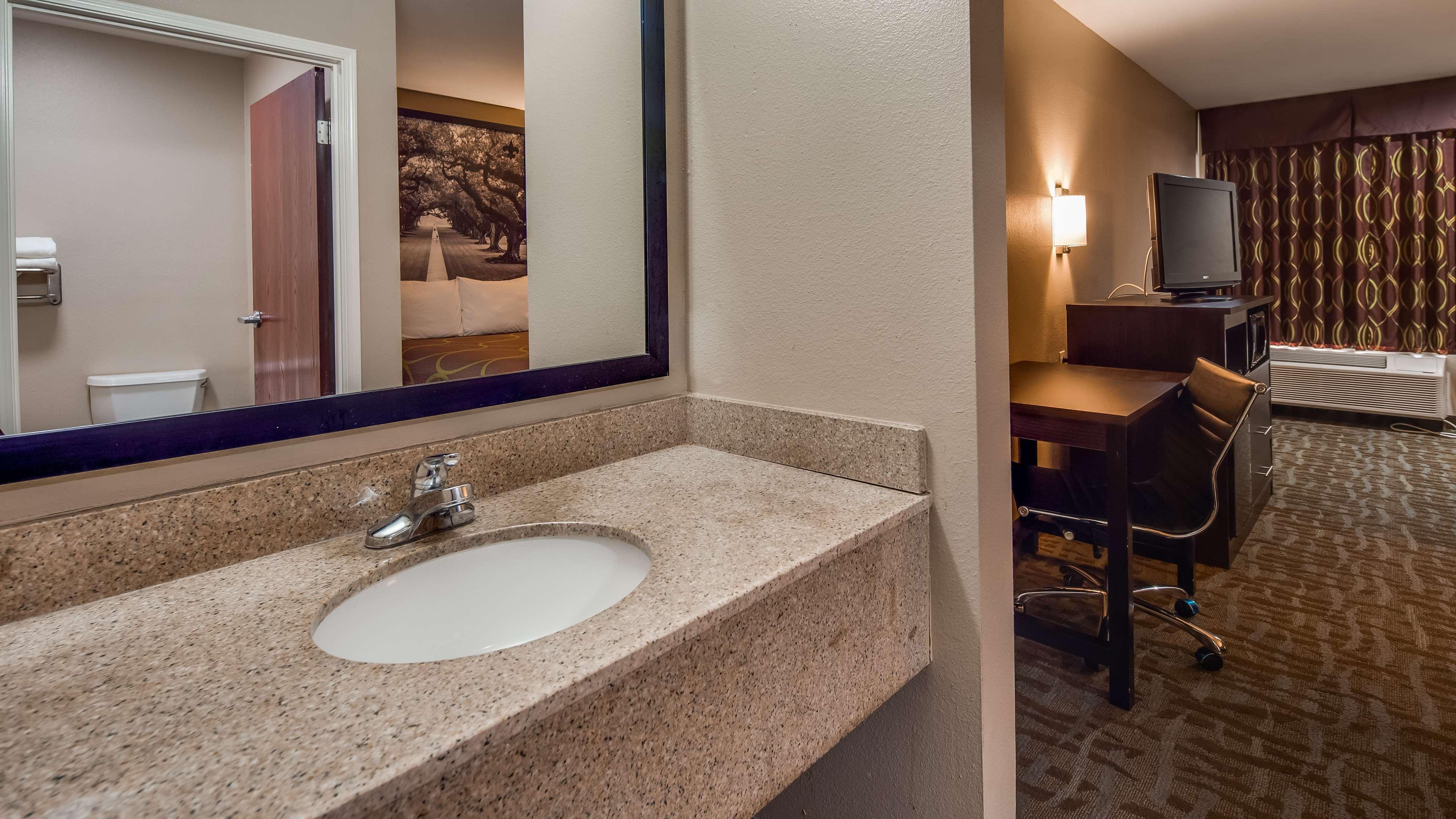 Surestay Hotel By Best Western Alexandria Airport Esterno foto