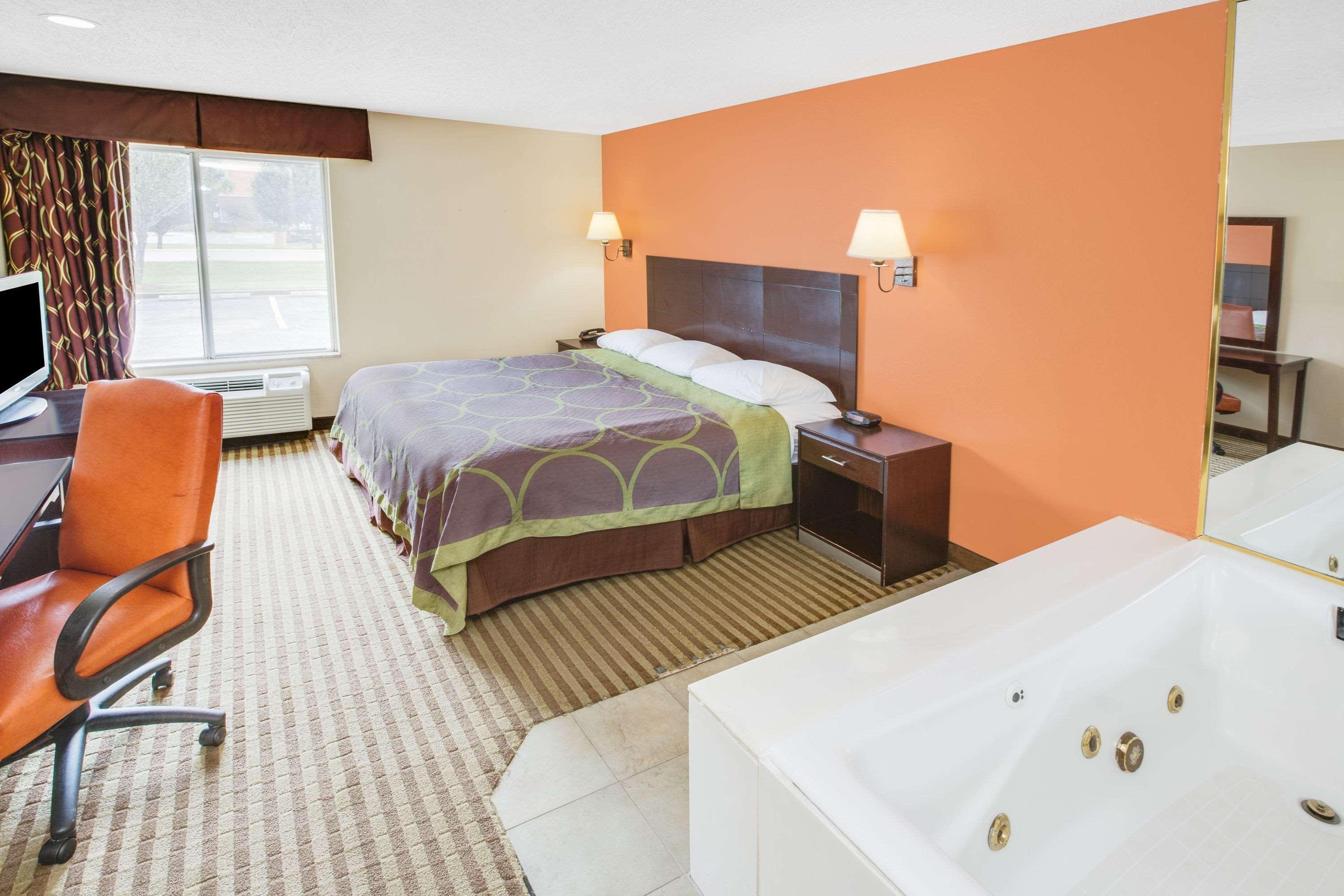 Surestay Hotel By Best Western Alexandria Airport Esterno foto