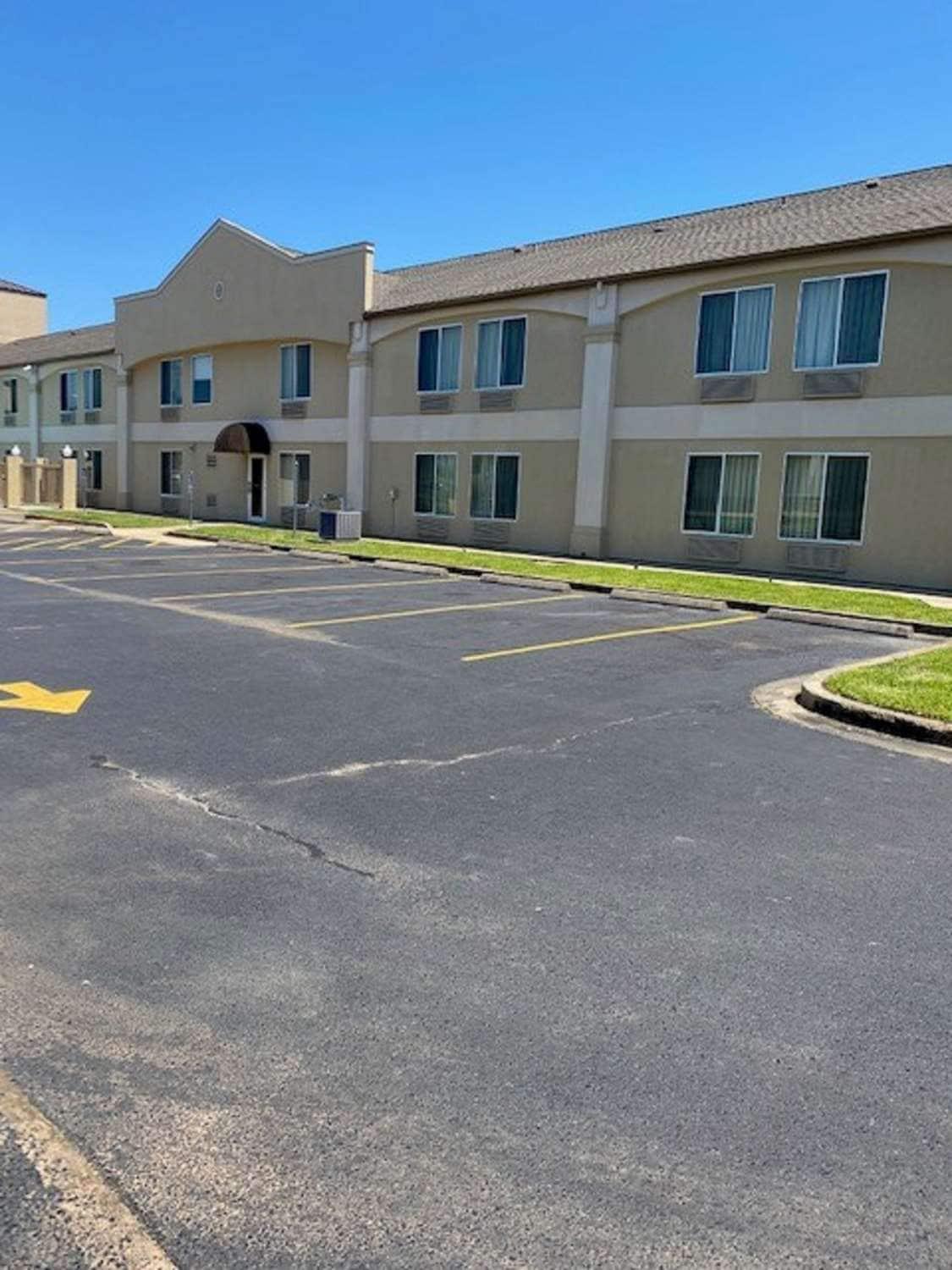 Surestay Hotel By Best Western Alexandria Airport Esterno foto