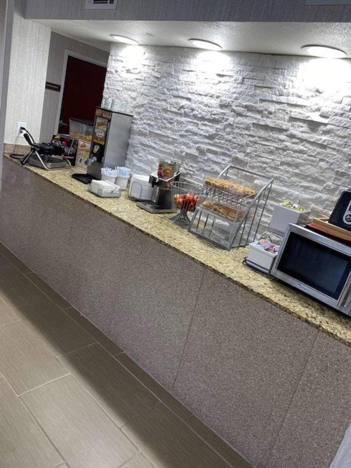 Surestay Hotel By Best Western Alexandria Airport Esterno foto